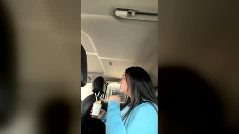 Salomme Cruz online show from February 20, 7:05 pm