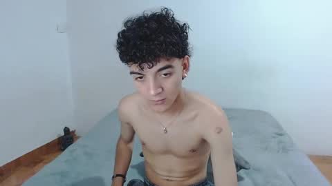 Snapshot of sam__cute chatting on October 1, 7:29 am sam__cute online show from October 1, 7:29 am