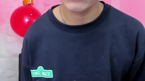 Sam online show from December 19, 1:17 pm