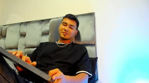 SAM online show from December 21, 11:05 am