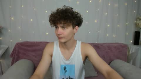 Snapshot of samanie_ chatting on October 19, 11:26 am Sam online show from October 19, 11:26 am