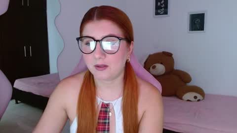 Snapshot of samanta_0277 chatting on October 7, 1:01 am samanta_0277 online show from October 7, 1:01 am