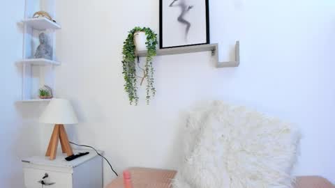 samanta online show from November 19, 7:34 pm