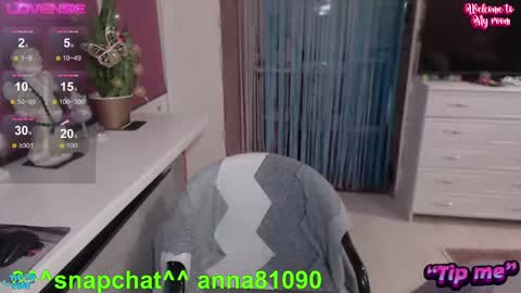 Snapshot of samanta_shy chatting on January 21, 3:21 pm Marry online show from January 21, 3:21 pm