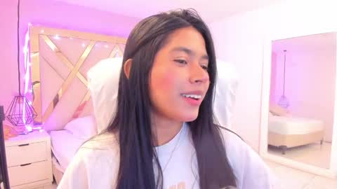 sam  online show from April 15, 3:43 am