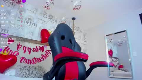    online show from February 14, 12:52 pm