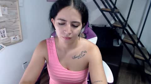 Snapshot of samantha2girl chatting on October 17, 10:58 pm samantha online show from October 17, 10:58 pm