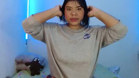 samantha_890 online show from November 30, 12:40 am