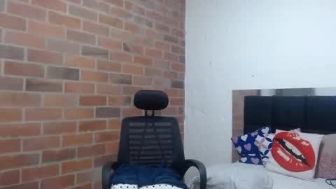 SAMANTHA online show from March 2, 2:27 am