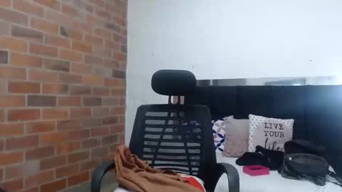 SAMANTHA online show from February 28, 5:55 am