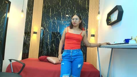    online show from March 28, 11:11 am