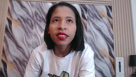 lizzy online show from November 10, 6:43 pm