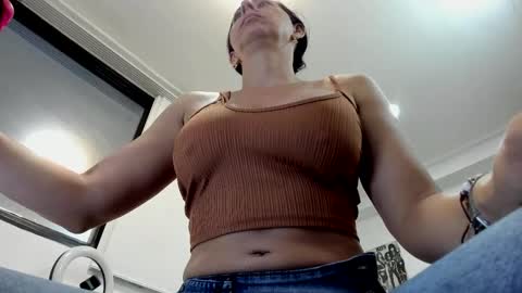 samantha_milfs online show from March 27, 11:00 am