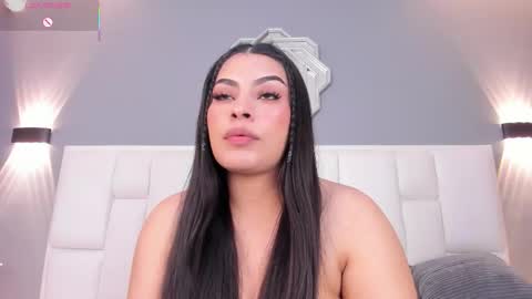 Snapshot of samanthaa_22_ chatting on October 14, 2:09 pm Samanthaa online show from October 14, 2:09 pm