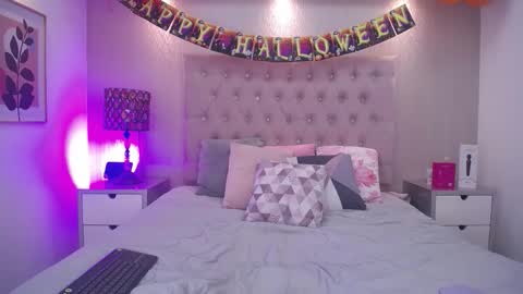 Snapshot of samanthacarteer chatting on October 16, 5:40 am Samantha online show from October 16, 5:40 am