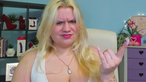 Samantha online show from March 10, 8:18 am