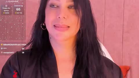 Snapshot of samara_alabi chatting on October 11, 3:26 pm Samara Benazir Alabi online show from October 11, 3:26 pm