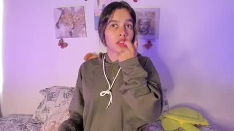 Samara is my name a pleasure delighted that you are here leave your thumb up it is important to me online show from January 24, 10:08 pm