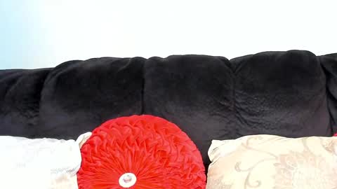 Yaya online show from March 2, 10:16 pm