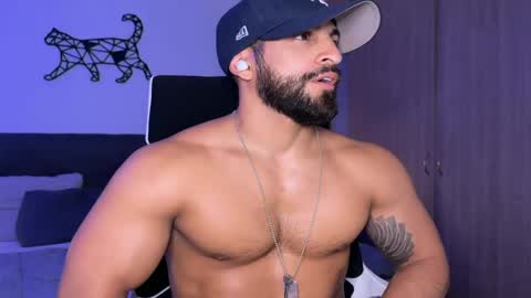 Sam Dornan online show from March 1, 2:04 am