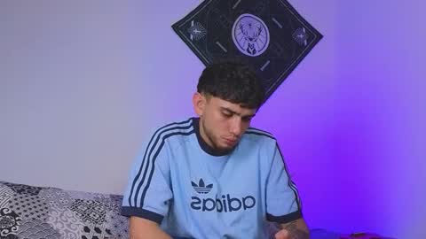 samevansx online show from October 18, 4:22 pm