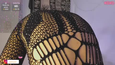Snapshot of samii_monroe chatting on December 11, 8:18 pm Sam online show from December 11, 8:18 pm