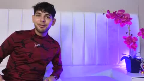 Snapshot of samir_bear chatting on March 5, 12:33 pm Samir online show from March 5, 12:33 pm