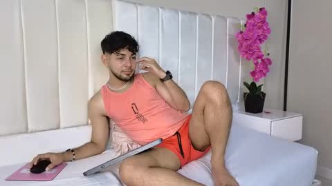 Snapshot of samir_bear chatting on February 26, 12:27 pm Samir online show from February 26, 12:27 pm