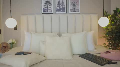 Ana online show from March 4, 1:35 am