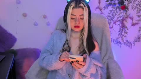   online show from February 2, 3:43 am