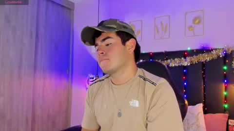 Samuel Collin online show from January 3, 1:16 am