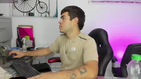 Samuel Collin online show from January 3, 7:27 am