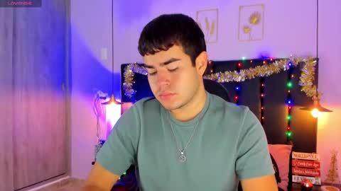 Samuel Collin online show from January 3, 7:07 pm