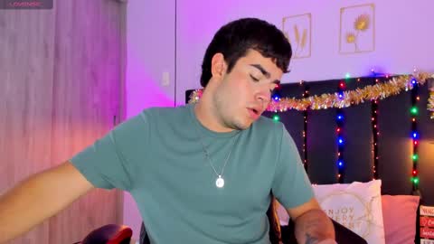 Samuel Collin online show from January 3, 10:08 pm