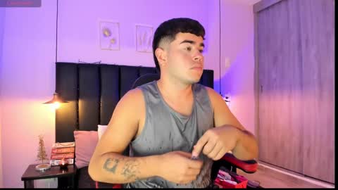 Samuel Collin online show from January 13, 9:31 pm