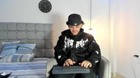 samxx_muscle online show from October 17, 3:49 pm