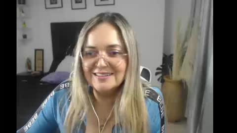 samy_vsn online show from September 10, 11:39 pm