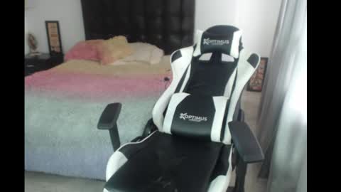 samy_vsn online show from March 7, 8:55 pm