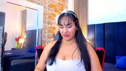 SamyEvanns online show from April 12, 7:45 am