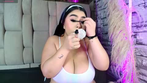 SAMY GREY... online show from March 31, 3:07 am