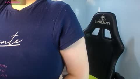 samythomas_t online show from January 7, 2:27 am