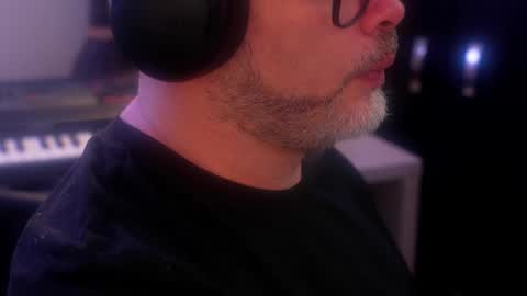 Sanders online show from September 15, 12:01 am