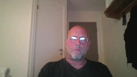 sandnesrune523 online show from October 20, 5:51 pm