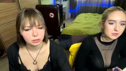 sandra dimonds online show from April 29, 1:49 pm