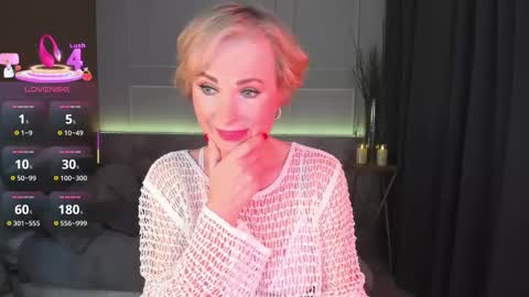 Snapshot of sandra_kind chatting on March 5, 5:29 am Sandra online show from March 5, 5:29 am