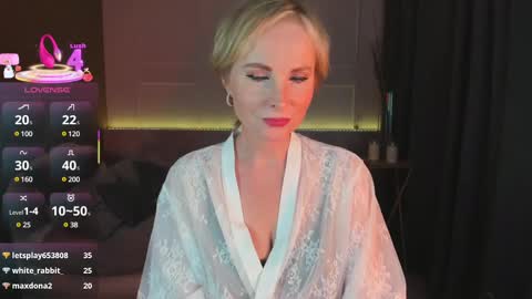Snapshot of sandra_kind chatting on February 27, 8:46 am Sandra online show from February 27, 8:46 am