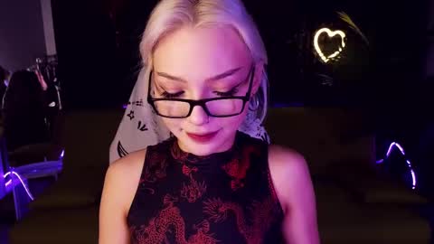 Sandy  online show from February 23, 1:13 am