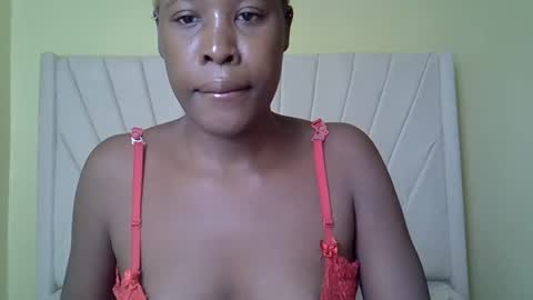 Snapshot of sandrah_ chatting on March 3, 12:06 pm Sandy online show from March 3, 12:06 pm