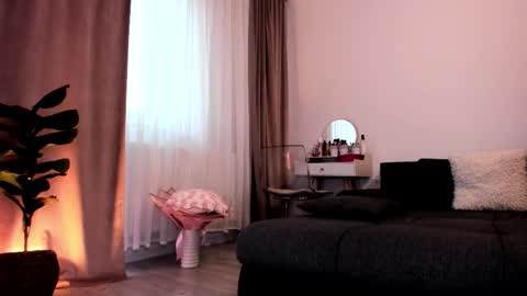 sandra jo online show from March 3, 6:20 am