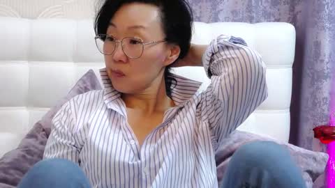 Snapshot of sandrami__ chatting on March 11, 1:34 pm Sandra online show from March 11, 1:34 pm